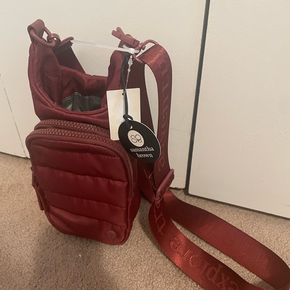 Samantha Brown Handbags - Samantha Brown Water Bottle Bag